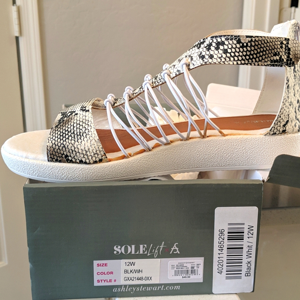 NIB Ashley Stewart snake skin gladiator sandals size 12